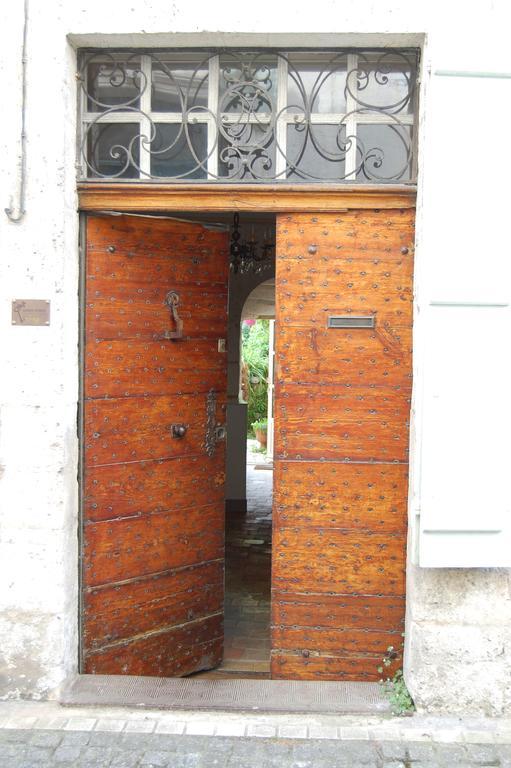 昂古莱姆Jardins Secrets住宿加早餐旅馆 外观 照片